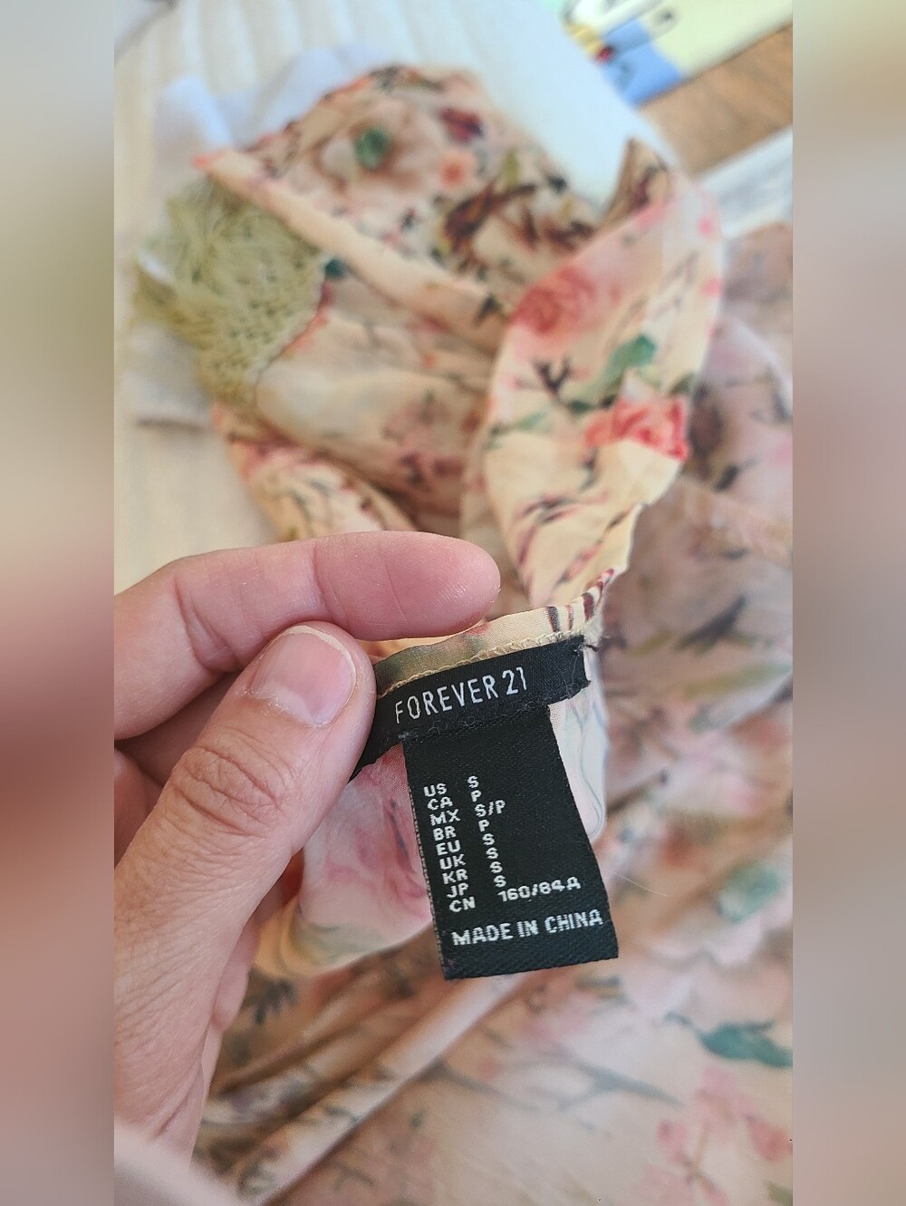 NWOT Forever 21 Floral Fringe Kimono Cover-Up in Pale Mint and Blush - Picture 5 of 5